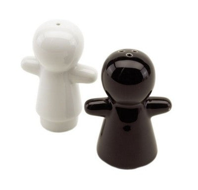 get2gether salt and pepper shaker set | Adband